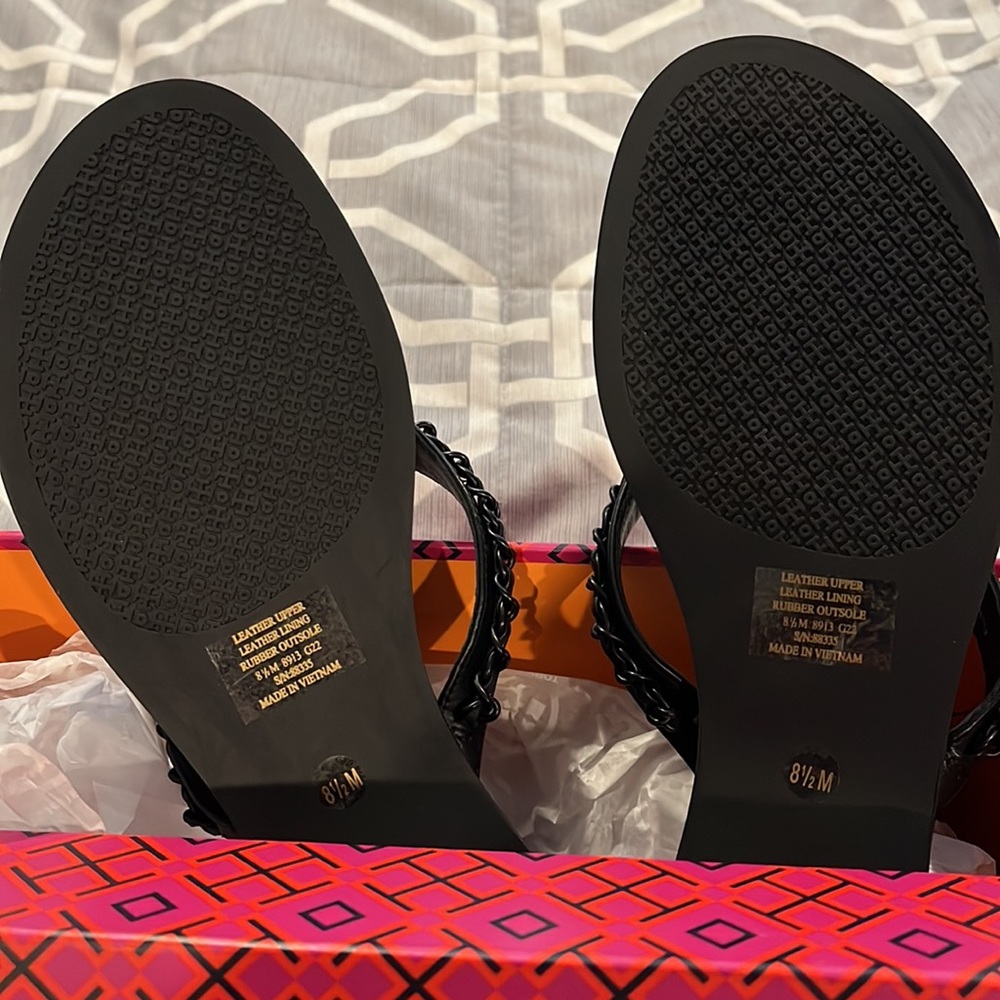 Tory Burch Black Logo Thong Sandals - Picture 2 of 8